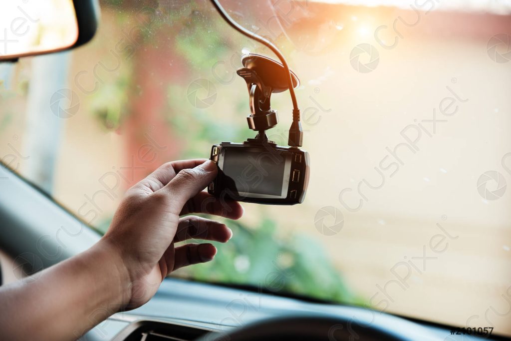 Dashcam to Monitor Your Pet in the car